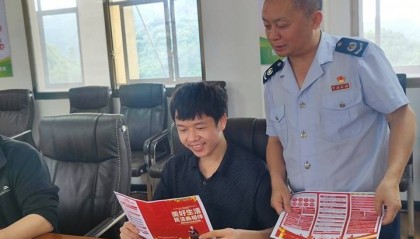 荔波县税务局:“典”亮法治路 “税”护合规行