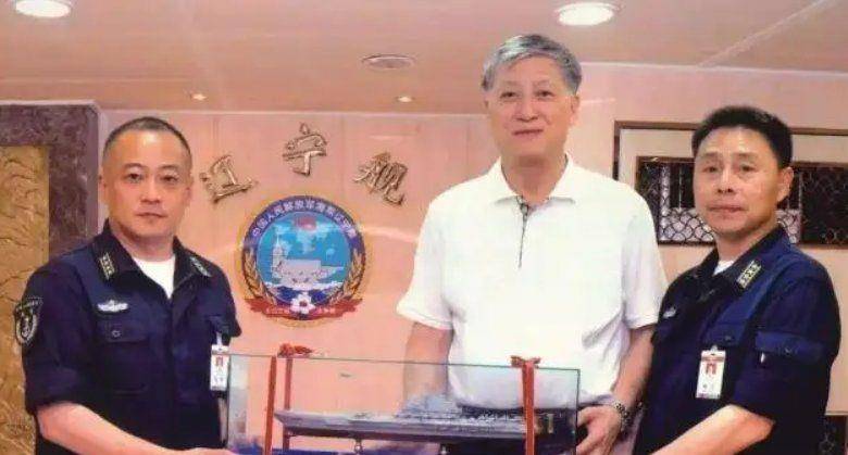 瓦良格号图纸真是徐增平找回？唐士源：跟他没关系，中船重工首功