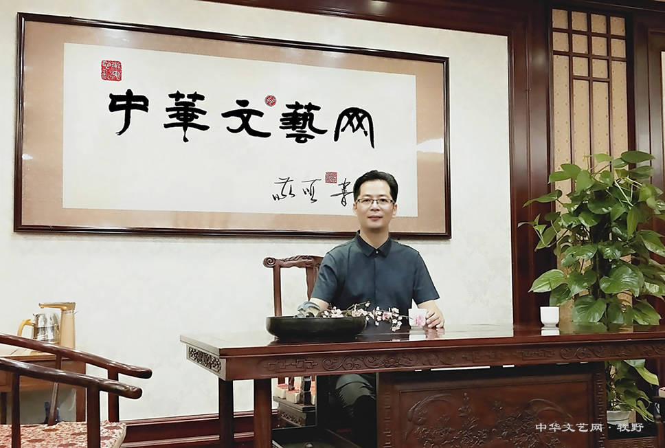 朦胧诗社社长牧野(黄昌印)简介